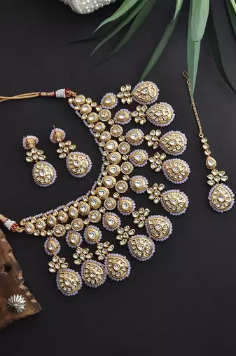 Pink Gold Tone Kundan Bridal Necklace Set With Maang Tikka