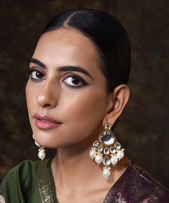 Gold Tone Kundan Pearl Earrings 2