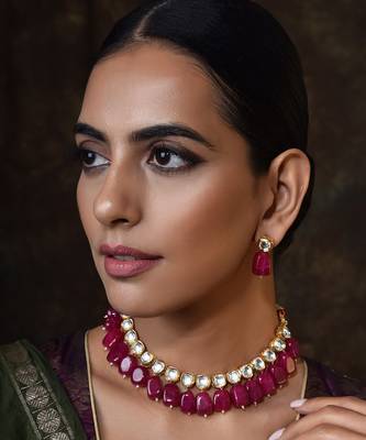 Maroon Gold Tone Kundan Necklace Set 2