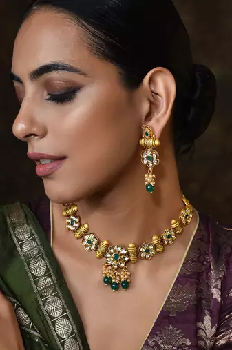 Green Gold Tone Necklace Set