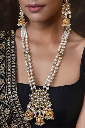 White Gold Tone Long Kundan Necklace Set With Maang Tikka