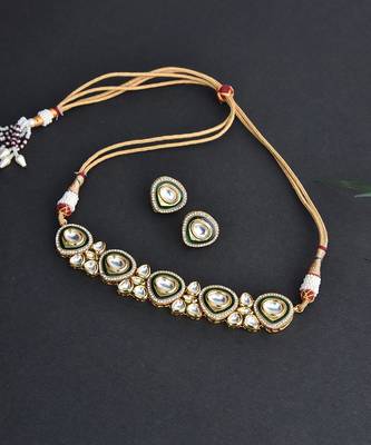 Green Gold Tone Kundan Choker Necklace Set 5