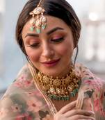 Ferozi Gold Tone Kundan Necklace Set With Maang Tikka