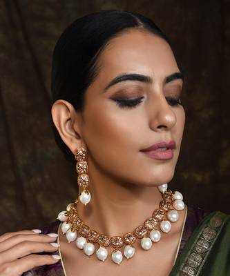 Multicolor pearl necklaces 1