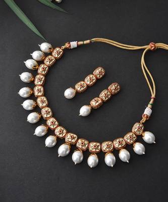 Multicolor pearl necklaces 4