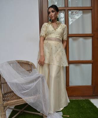 Pale White Sharara Set 1