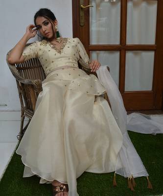 Pale White Sharara Set 5