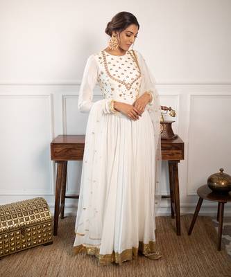 Accacia Anarkali 4