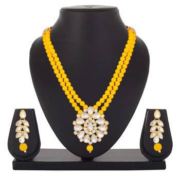 Yellow necklace-sets 2