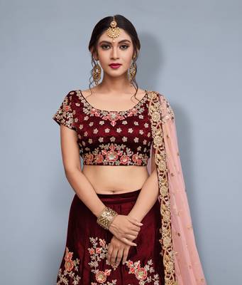 MAROON ZARI DORI & SEQUINS EMBROIDERED VELVET FESTIVE BRIDAL WEDDING & PARTY WEAR SEMI STITCHED LEHENGA CHOLI 2