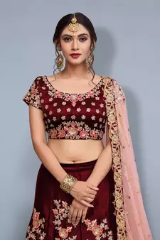 MAROON ZARI DORI & SEQUINS EMBROIDERED VELVET FESTIVE BRIDAL WEDDING & PARTY WEAR SEMI STITCHED LEHENGA CHOLI