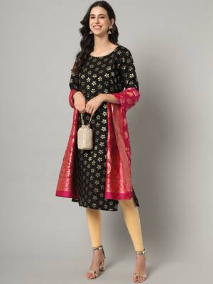 Black jacquard cotton silk Kurta Pant With Dupatta 1