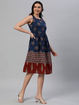 Blue printed cotton maxi-dresses 3