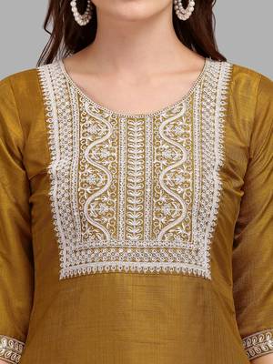 Mustard embroidered cotton silk Kurta Pant With Dupatta 4