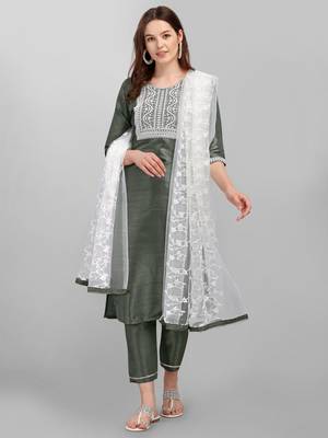 Light-jade embroidered cotton silk Kurta Pant With Dupatta 5