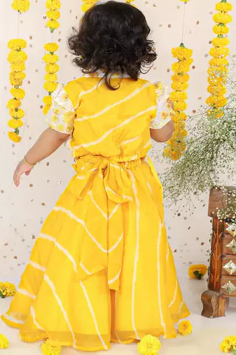 Round Shape Embroidered  Collar Top With Lahenga
