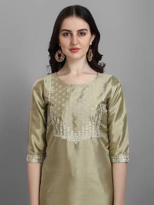 Yellow embroidered chanderi Kurta Pant With Dupatta 3