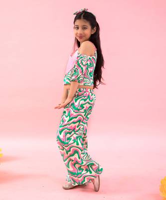 Heart Shape Crop Top With Wavy Print Pants 2