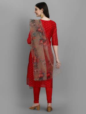Red embroidered chanderi Kurta Pant With Dupatta 3