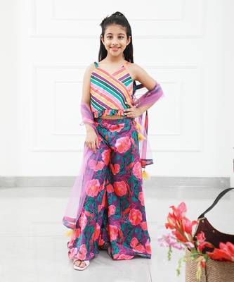 Stylish Diagonal Gota Lace Work Striped Multicolour Cape Top And Floral Printed Palazzo 1