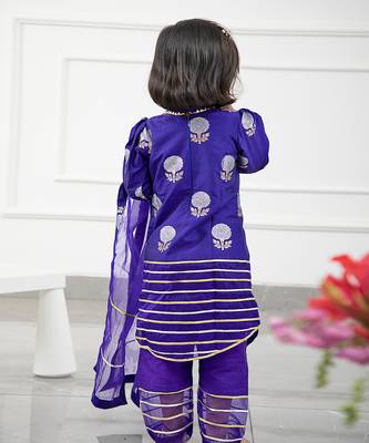 Round Neck Brocade Embroidered Stylish Purple Kurti With Organza Hem Pant And Dupatta 2