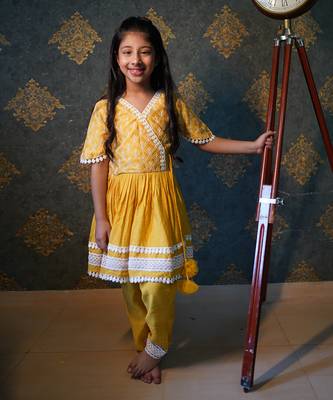 Yellow Thread Embroidered And Lace Work Kurti With Pant 2