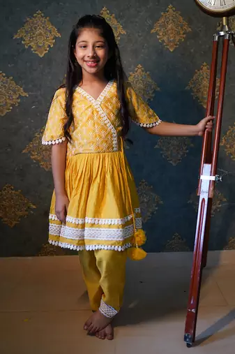 Yellow Thread Embroidered And Lace Work Kurti With Pant