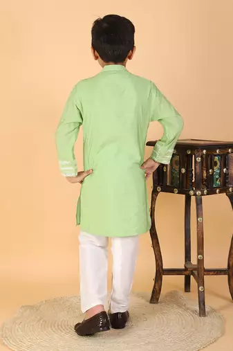 Green Kurta With Floral Thread Embroidered Asymmetric Attached Jacket And Pyjama