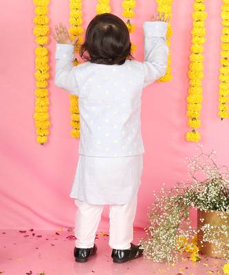 Tiny Floral Thread Work Jacket With Kurta And Pyjama 3