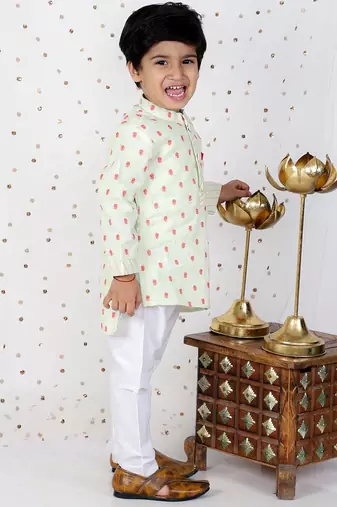 Thread Embroidered Kurta And White Pyjama