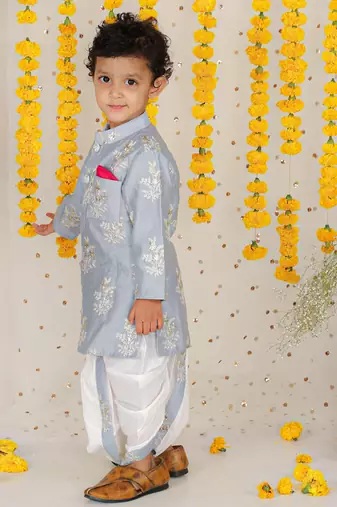 Zari Thread Embroidered Grey Kurta With Dhoti
