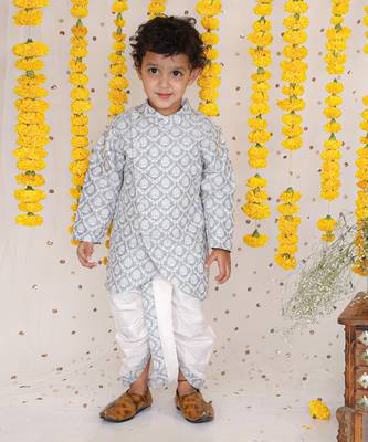 Floral Thread Embroidered Grey Kurta And Dhoti 1
