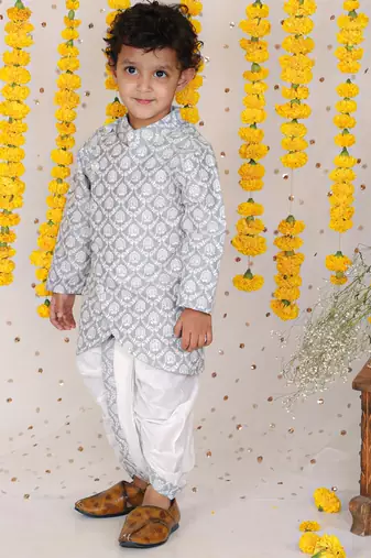 Floral Thread Embroidered Grey Kurta And Dhoti