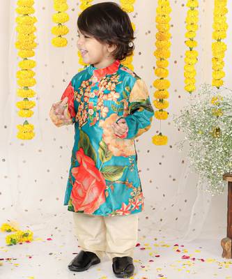 Velvet Floral Printed Kurta With Pyjama 3