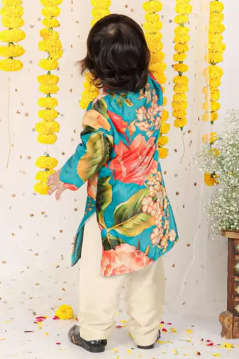 Velvet Floral Printed Kurta With Pyjama