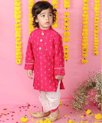 Pink Floral Thread And Sequin Work Kurta And Dhoti 4