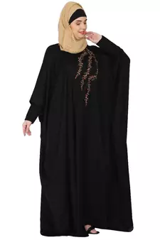 Embroidery Kaftan with pleated sleeves- Black