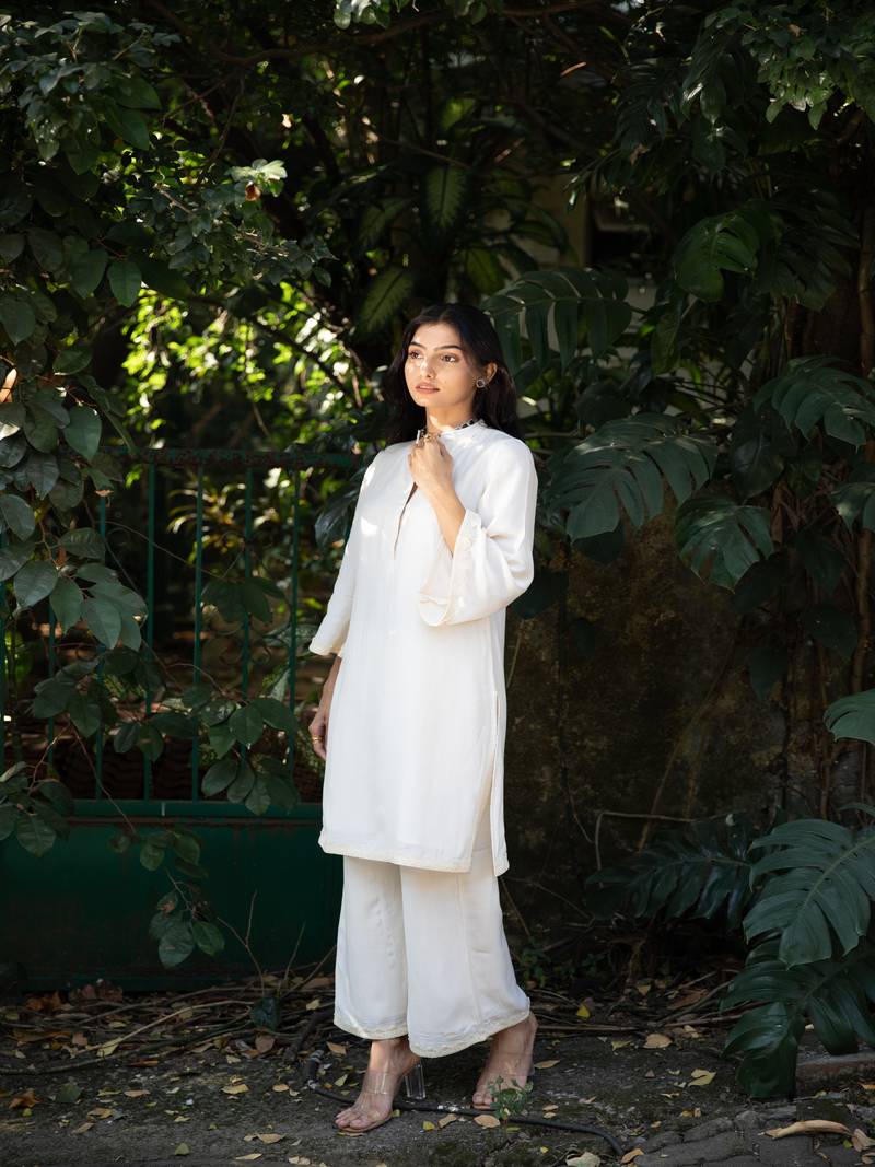 Muslin white Kurta Sets