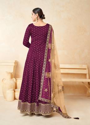 Magenta embroidered taffeta salwar 3