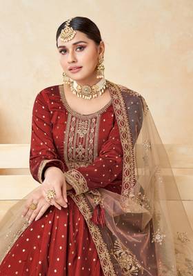 Red embroidered taffeta salwar 2