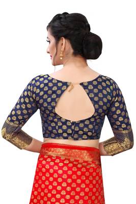 Red woven banarasi silk saree with blouse 5