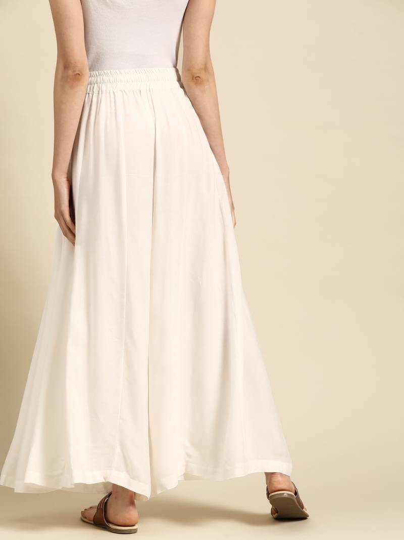 Tag 7 Off White rayon double flared palazzo