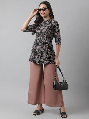 Black printed viscose rayon tunics 5