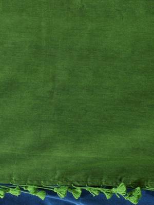 Cobalt Blue Cotton Handspun Soft Saree With Contrast Green Pallu 5