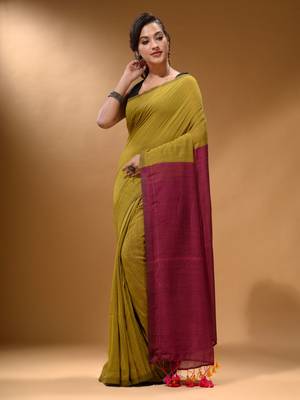 Corn Yellow Cotton Handspun Soft Saree With Contrast Magenta Pallu 2