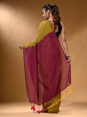 Corn Yellow Cotton Handspun Soft Saree With Contrast Magenta Pallu 4