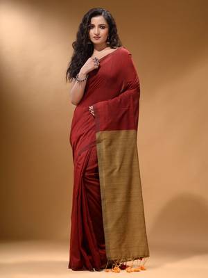 Red Cotton Handspun Soft Saree With Contrast Beige Pallu 2