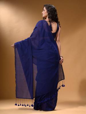 Midnight Blue Cotton Handspun Soft Saree With Pompom 4