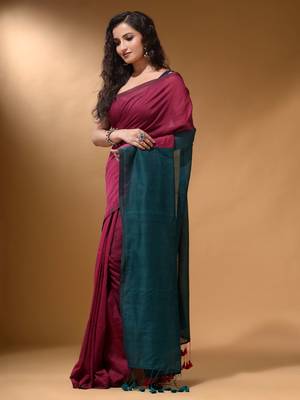 Magenta Cotton Handspun Soft Saree With Contrast Teal Pallu 3