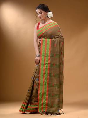 Beige Cotton Handspun Soft Saree With Nakshi Border 3